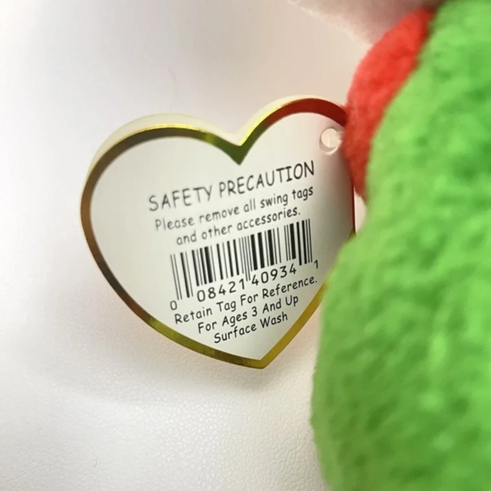 NEW 2011 Ty Beanie Baby Hello Kitty Christmas Present Stuffed‎ Plush Sanrio Tags